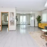 Cozy Central - Gym & Spa Services